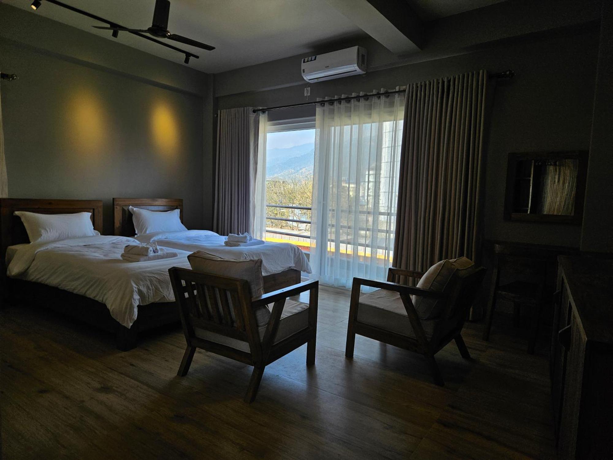 Hotel Blossom Ποκάρα Εξωτερικό φωτογραφία