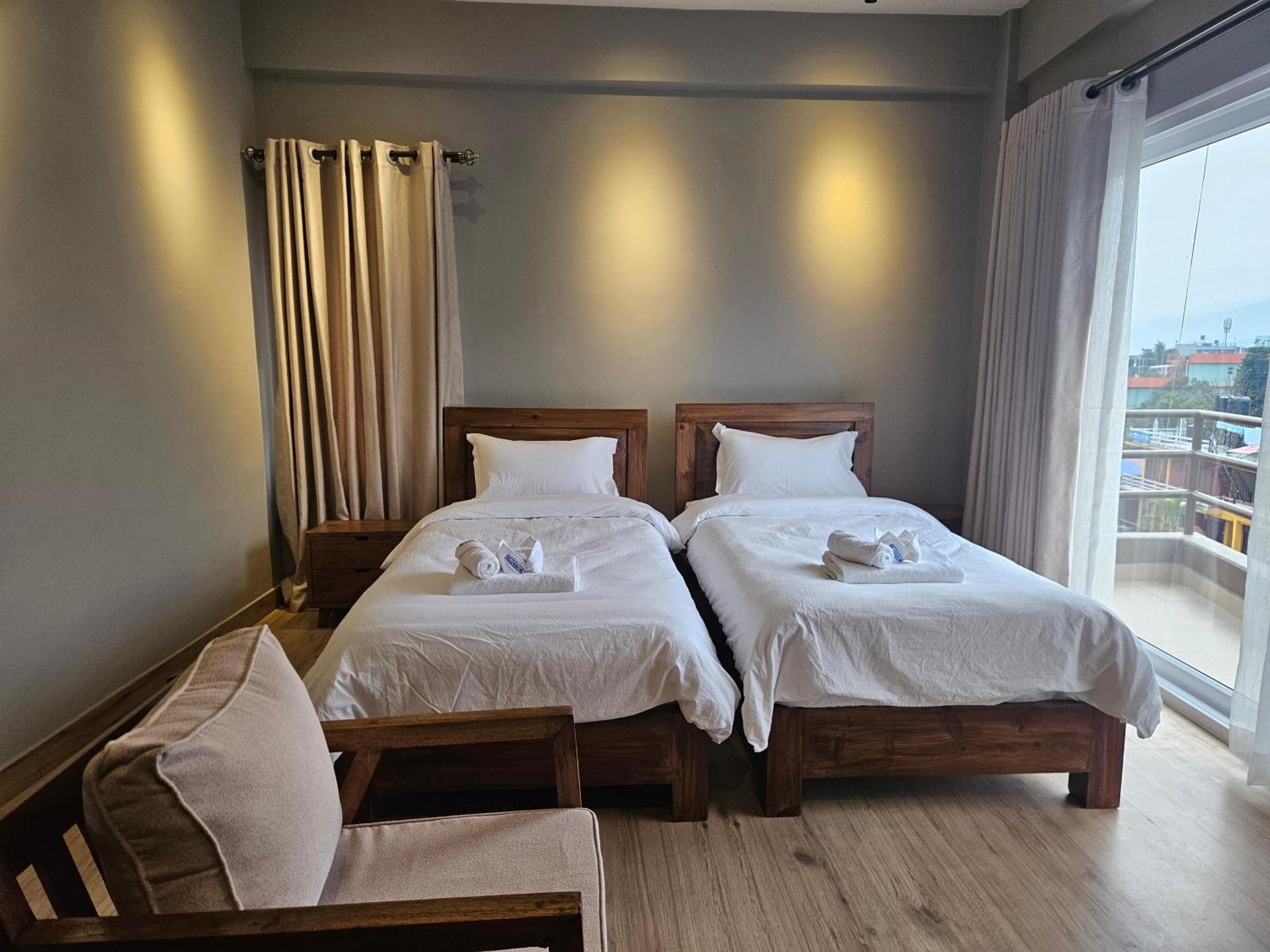 Hotel Blossom Ποκάρα Εξωτερικό φωτογραφία
